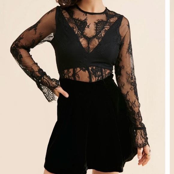 Free People Dresses & Skirts - Free People Marlie Lace Mini dress in black size medium